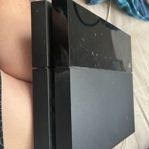 Black first generation Playstation 4